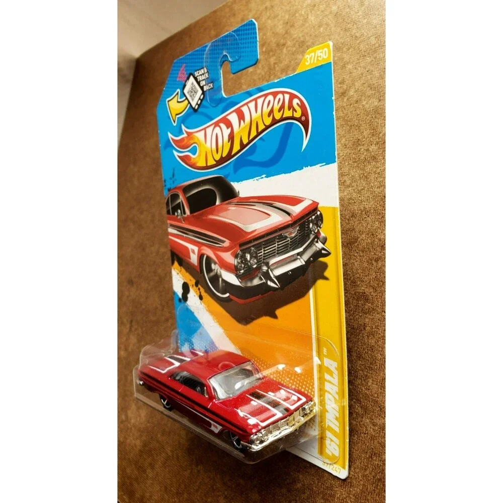 2012 Hot Wheel '61 IMPALA CHEVROLET Dark RED 2012 NEW MODELS 37/247 1:64 Walmart
